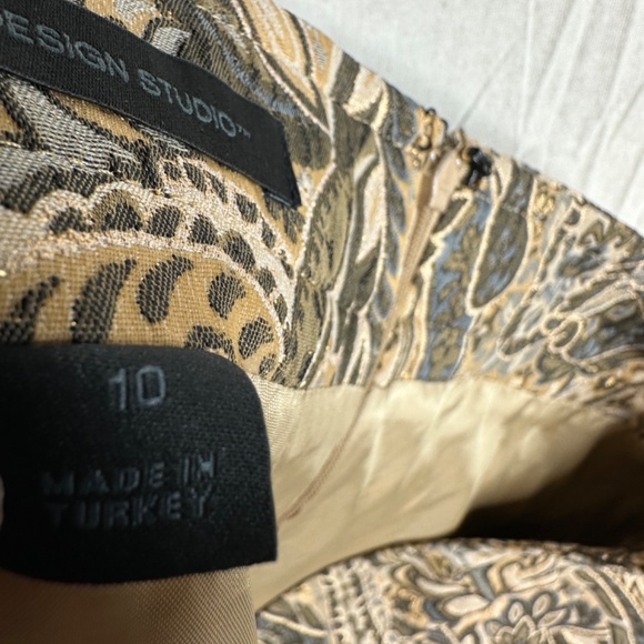 Express Design Studio Gold Paisley Skirt Brocade Straight Size 10 - Picture 7 of 8